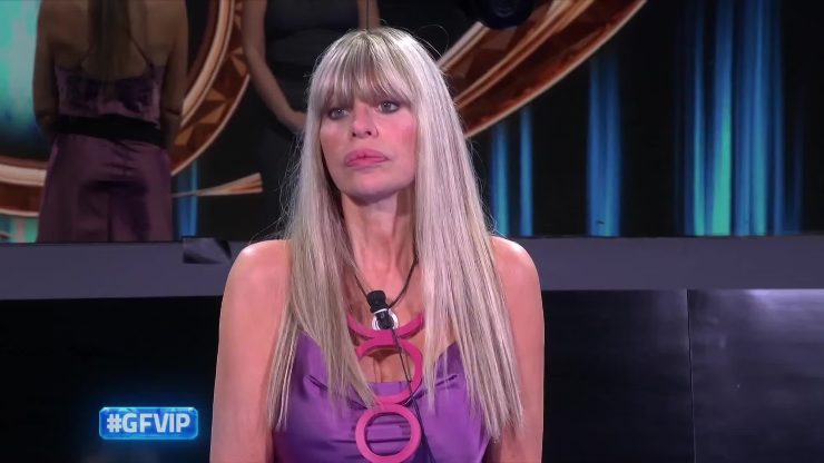 GF Vip, Alessandra si apre sul lato più intimo: le difficoltà mai rivelate