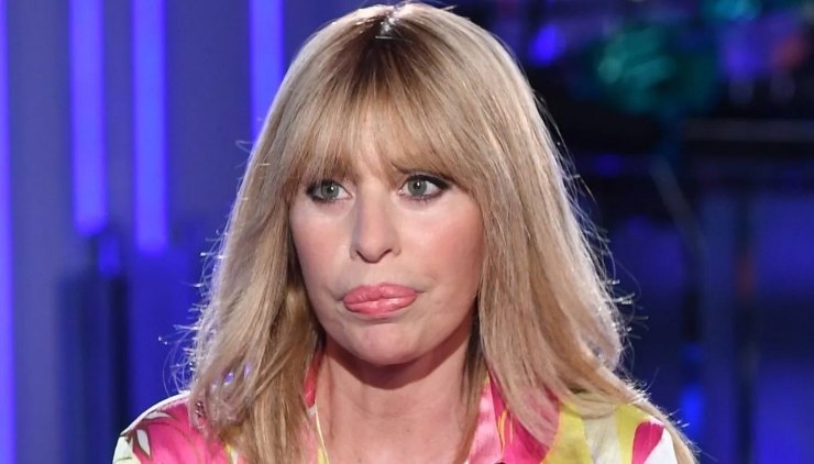 GF Vip, malore per Alessandra Mussolini