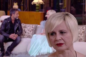 GF Vip, Antonella Elia crolla davanti a Pietro