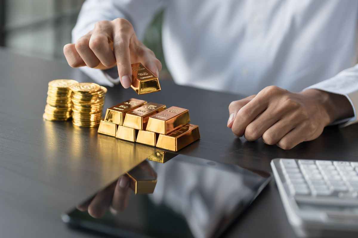 Oro in caduta libera: cosa sta succedendo davvero e perché potrebbe cambiare tutto